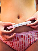Перед беременностью представительницы слабого пола не воздерживаются от вредных привычек